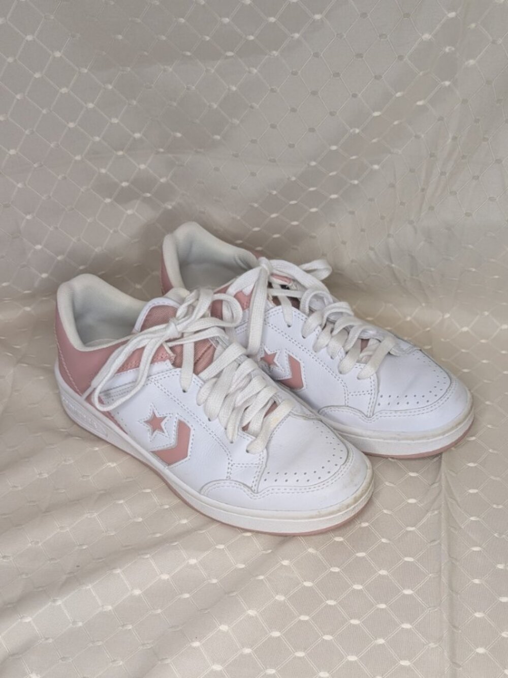 Converse Shoes Size 9
